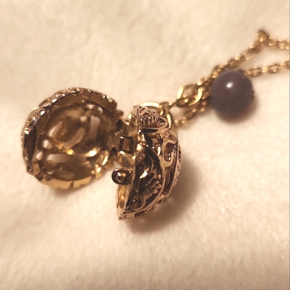 Diffuser necklace - Picture 3 of 8